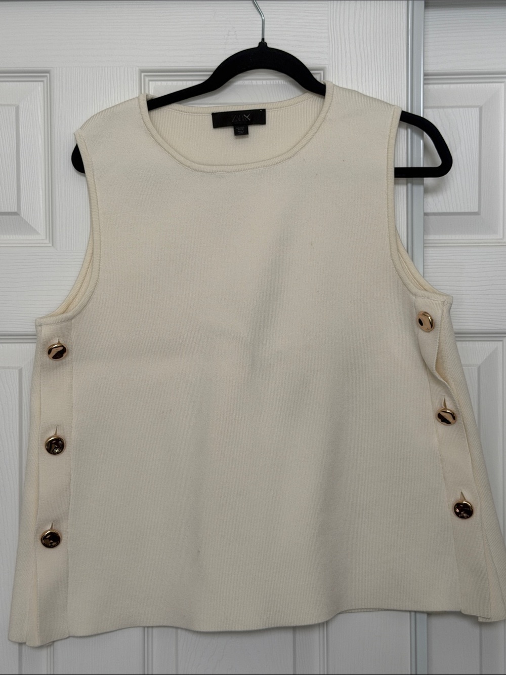 Zara Knit Cream Sleeveless Vest Gold-Tone Side Button